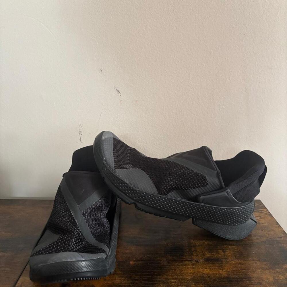 Nike go flyease black womens